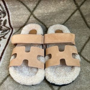 Brand new Sheep leather sandals Sz 35